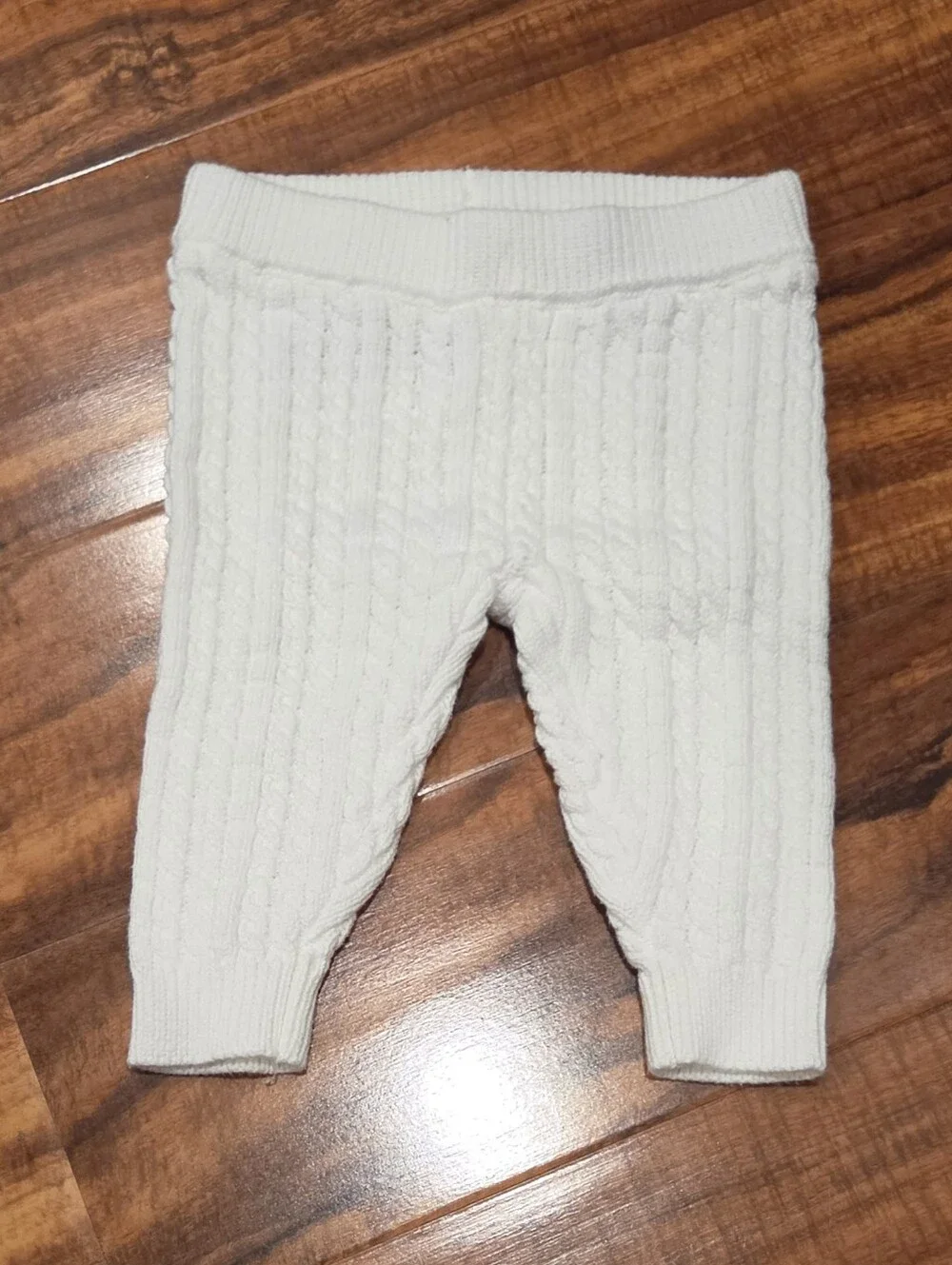 Janie and Jack EUC 3-6 Months White Cableknit Sweater and Pants Set